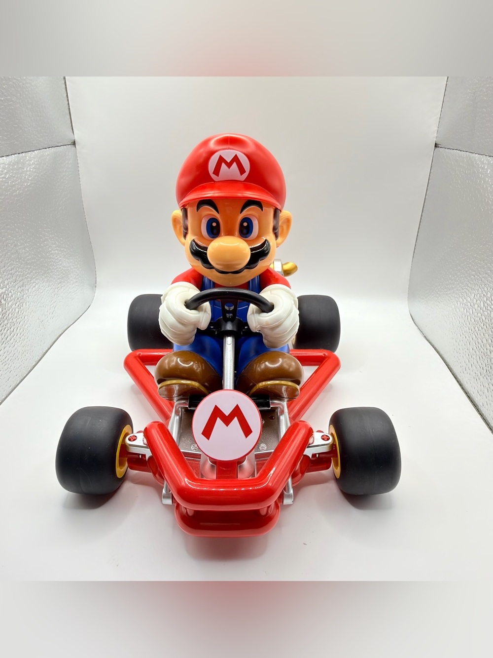 CARRERA MARIO KART RC CAR REMOTE CONTROL RACE TOY 1:18